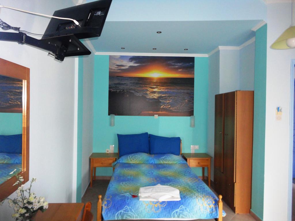 Apergis Rooms Ермополи Екстериор снимка