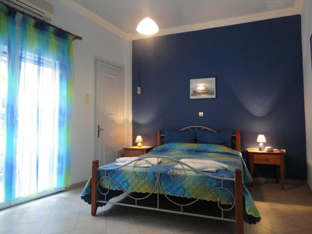 Apergis Rooms Ермополи Екстериор снимка